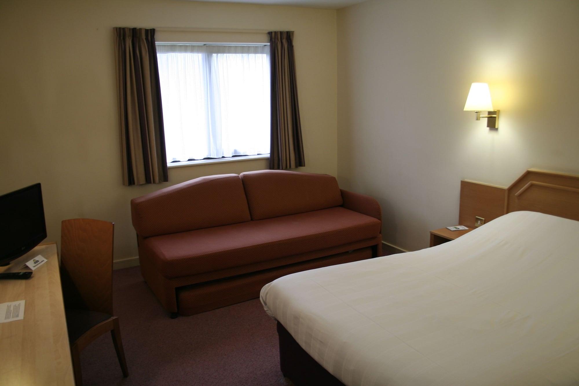 Super 8 By Wyndham Durham Hotel Exterior foto